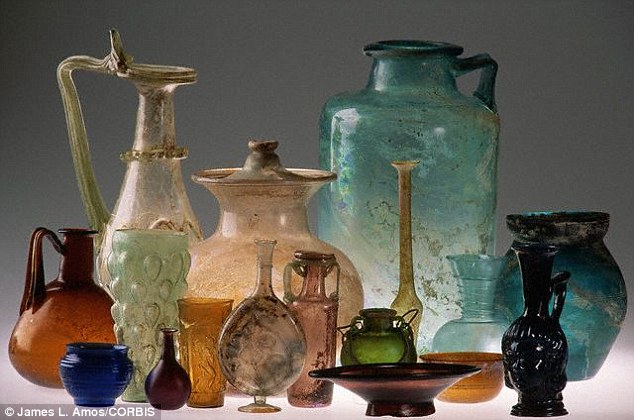 http://i.dailymail.co.uk/i/pix/2016/04/11/11/330EF3D000000578-3533731-During_the_Early_Roman_period_the_use_of_glass_greatly_expanded_-a-38_1460371454630.jpg